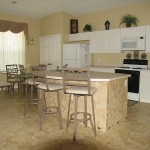 windsorpalmskitchen4bed